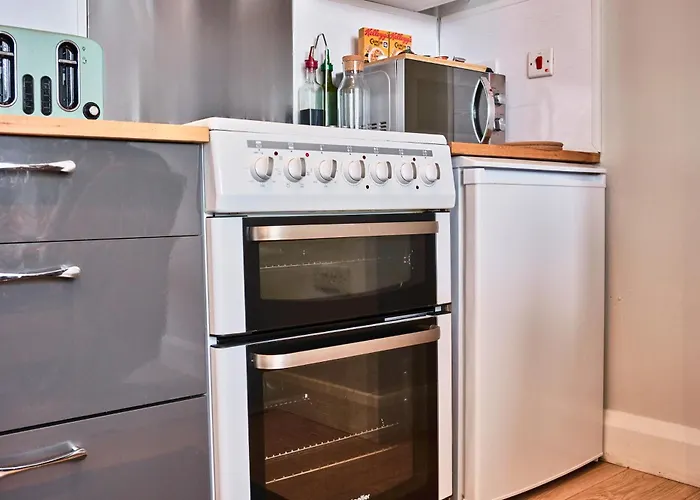 1 West Beach - Dog Friendly - Portrush By The Sea