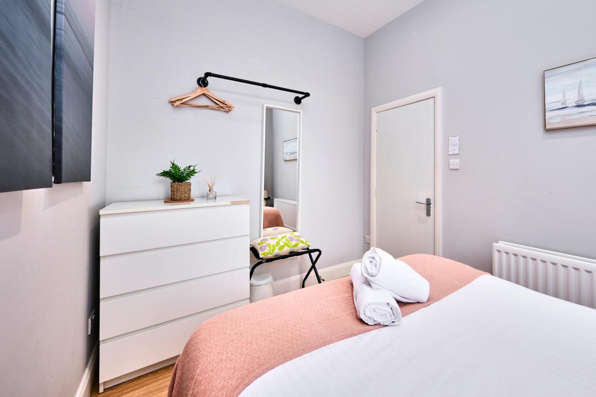 1 West - Dog Friendly - By The Sea * Portrush